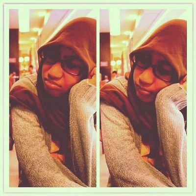 I feel so horny.............  Allah.. Mom&Dad//SMK KoleseTiaraBangsa//
