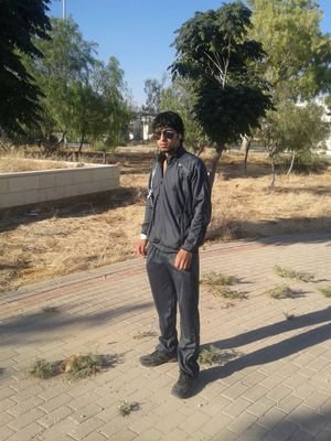 ‏نحن امة لاتنتصر بالعدة والعتاد