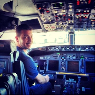 leokostas's profile picture. Atenção: Me siga por tua própria conta e risco!
https://t.co/mzBtdKnKHq