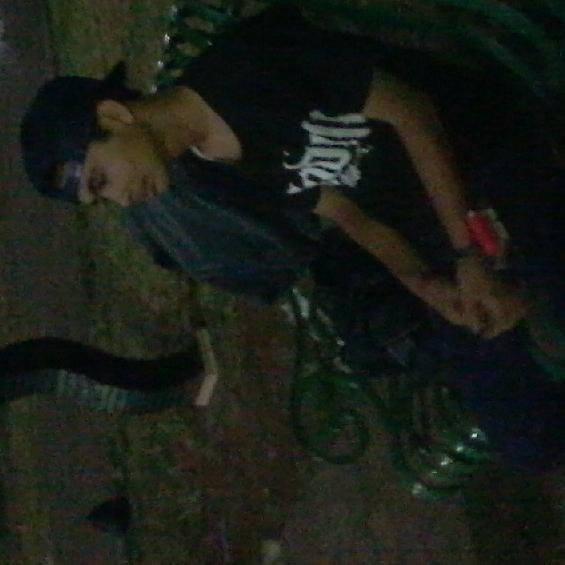 Kangen ama yg deket rumah si rony