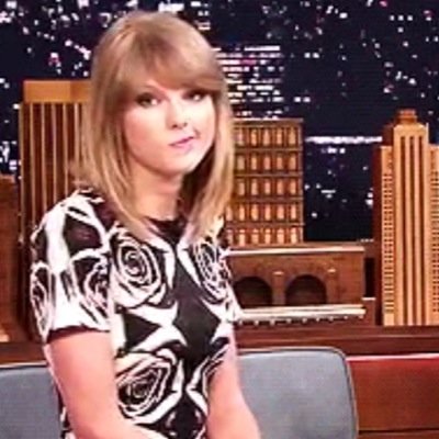 taylor swift's reaction || hanging out w jimmy