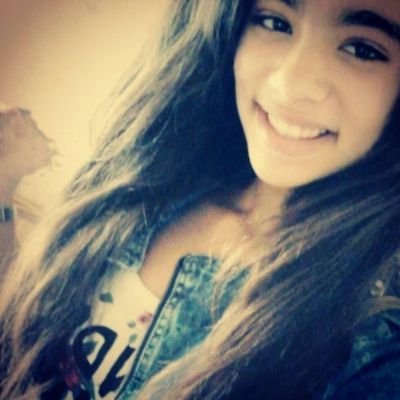 Hello everybody i'm maroua 14 years old #littlemonster #pawsup #love_gaga (followback)