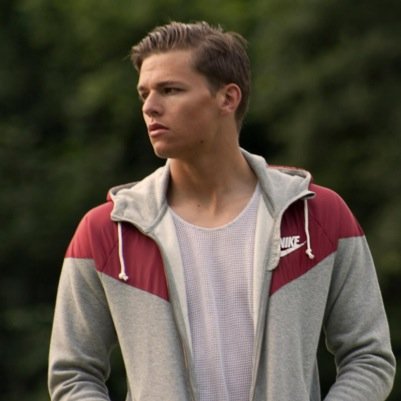 MikePTHancox's profile picture. Mistakes are the foundations to great ideas!