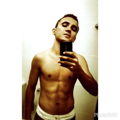 Cara extrovertido que gostar de curti a vida de forma segura e responsável  :D