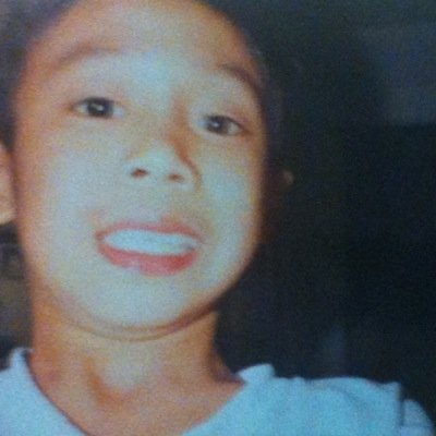 -Single :(  -Christian -Filipino -Gamer -Cousin of @Sajedene