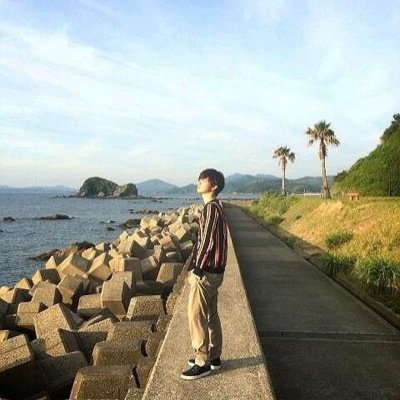 ちば ゆうだい こんにちは 千葉雄大です 夏の季節がやってきましたね 夏といえば 海 花火 お祭り キャンプ 水着 楽しい事が沢山 思い出を僕と作っちゃいましょうっ Rtした人全員フォローする Nrさんbotさんの友達増やしたい Http T Co