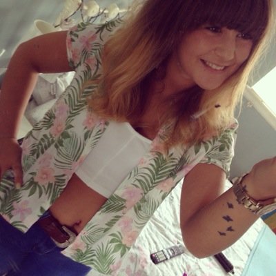 AmberGreenawayy's profile picture. Today, give a stranger one of your smiles. It might be the only sunshine they see all day.