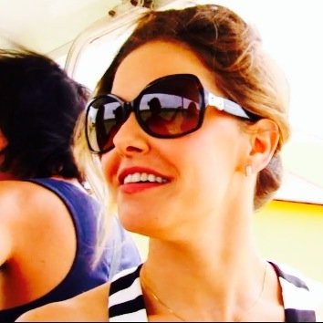 Twitter em homenagem a Doutora Silvia (@BiancaRinaldi) que cuida de todos os corações do Brasil. ❤️