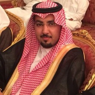 بكالريوس في علم الاجتماع من جامعه الملك عبدالعزيز _ موظف والحمدلله في القطاع الحكومي ◻️ ◻️ ◻️ ◻️ ◻️ لن تنال رضاء الناس ابدا❗️لكن عاملهم بما تحب ان تُعامل