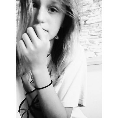 Hi! I'm Julia .  :33 13 Years Old - Polish Belieber ♥♥ . I Love You Justin Bieber . ♥ ! Follow Me, l'll Follow Back . : DD . ♥♥ .
 POLAND ∞