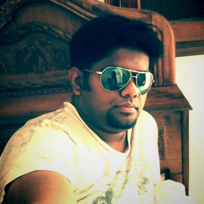 livinmanavalan's profile picture. 