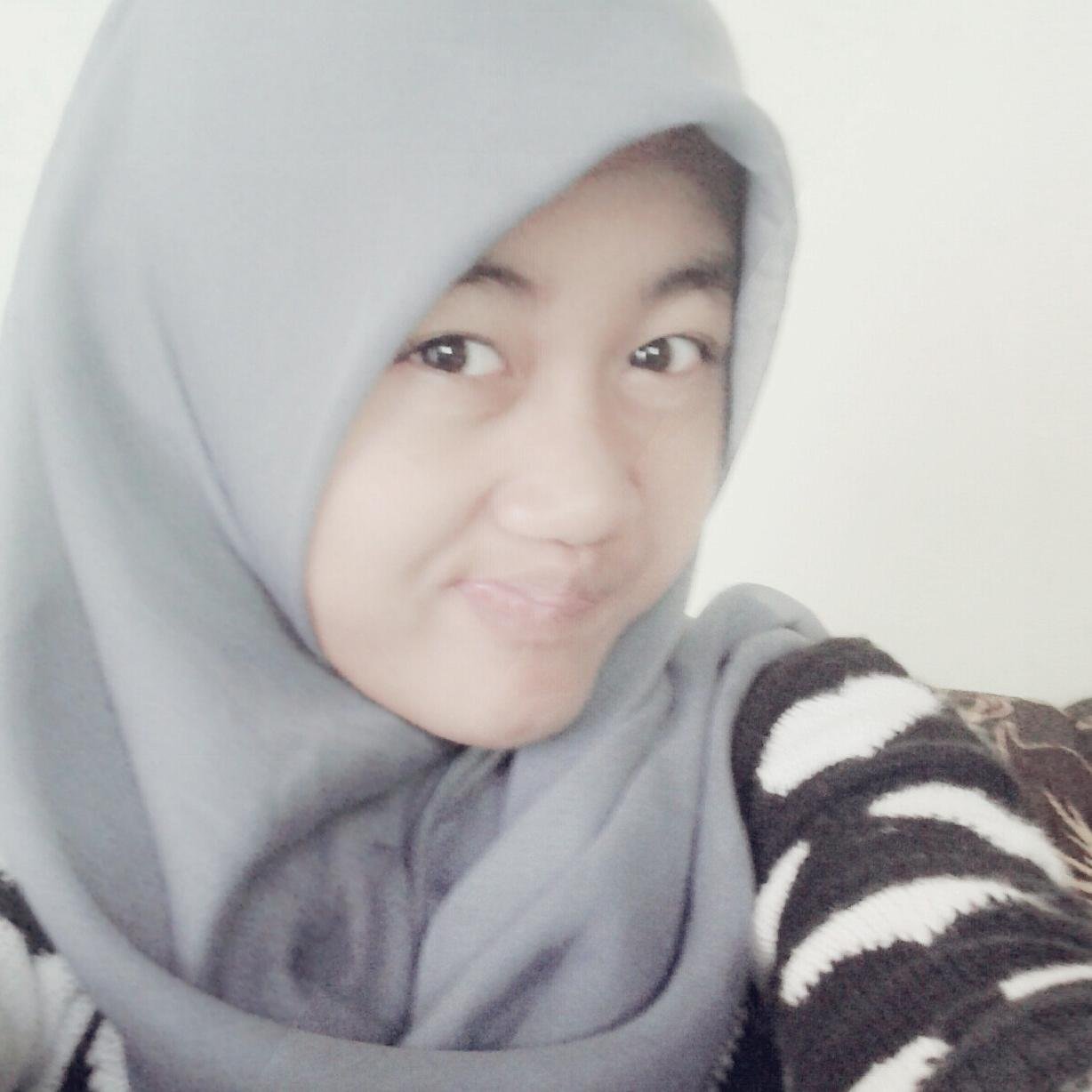 JHS 12 Malang~ VHS 4 Malang || Malang,19 Januari 2000 || 7E . 8D .9A~ X PS-E || Capicron :* ♥ || @khoirunisa_sh @adiesputri4 :*