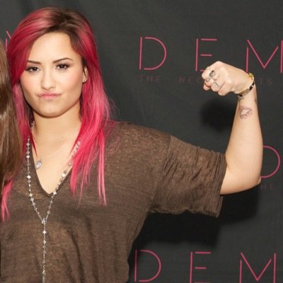 LOVATIC BITCHEZ