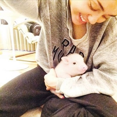 Fan Page for the Beautiful @MileyCyrus