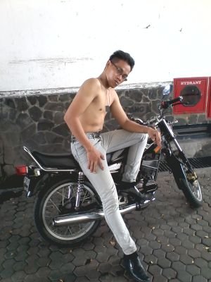 BenningtonWahyu's profile picture. 