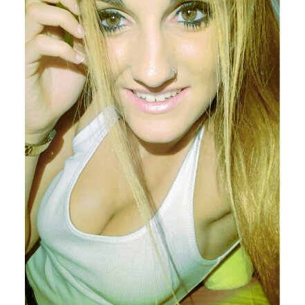 No tengas prisa que la vida no es tan corta, ni te creas al primero que te diga que le importas. || RMCF. || Sport. || Instagram : saragt4.