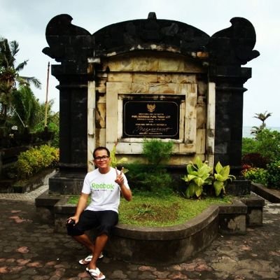 HendraMel's profile picture. 