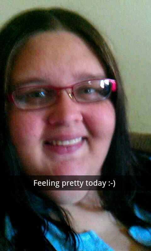 I'm Lisa I'm 25. Love to hang out with friends and family. I have an amazing fiance that treats me like a queen.