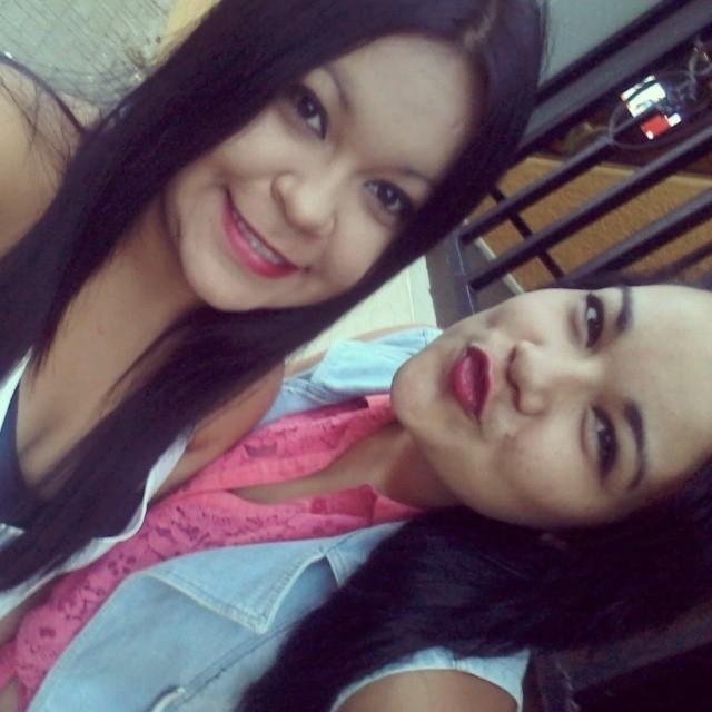 -pisa siempre firme aunque en tus pies queden cicatrices,que asi es el camino para llegar hacer FELICES♥