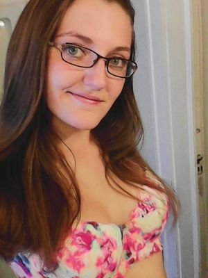A few things to know about me are that I love to sing with a passion and I love to have fun with my friends and family. I'm also friendly so just message me :)