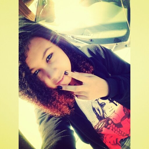 hilarysouza45's profile picture. 