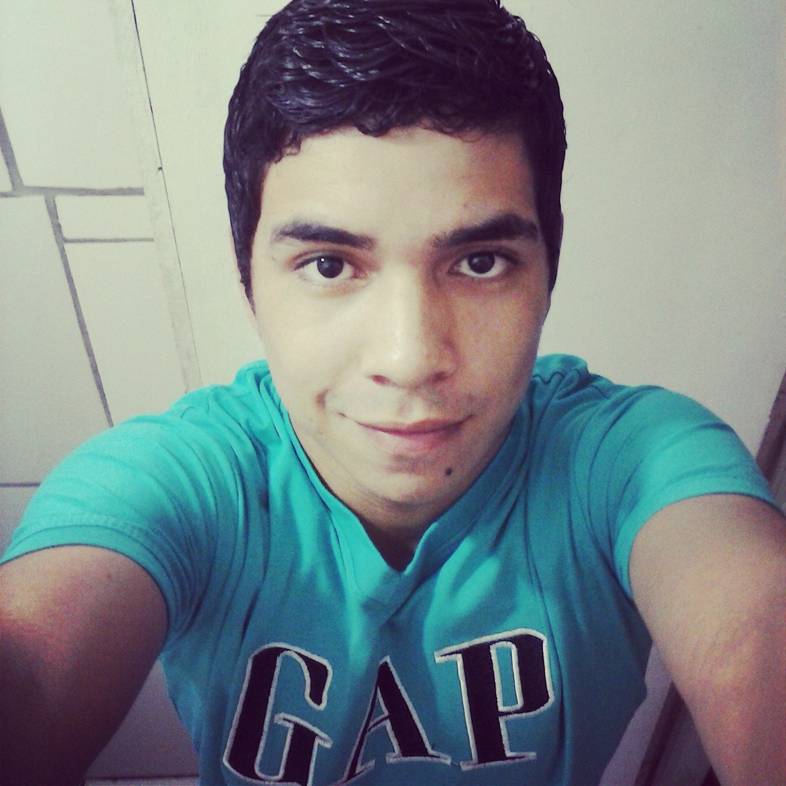 A maior mentira é você pra si próprio!!
Campo Grande/MS
67 99421315