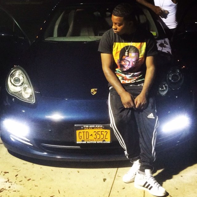 Fuck everybody ..GetMoney
Features dannaboutmoney@gmail.com
