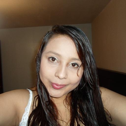 CHOFISLOVE's profile picture. me gustan los pinguinos,el anime, los videojuegos, y tomar fotos soy de chupiicsa, sigueme para chismear un rato