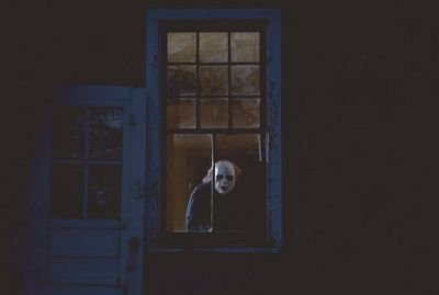 chrisa_beard1's profile picture. Working as a spy disguised as a delivery guy who is a spy.