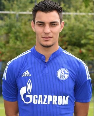 Kaan Ayhan official account◆The player of SCHALKE04