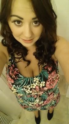 LaurenGrady390's profile picture. Instagram: Lauren_marie894                    Snapchat: