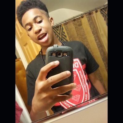 Real Niggas don't talk much , Trust no opp or thot , Focused on school & money , sneakerhead .