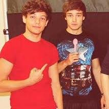 Twitter da Pagina no Facebook Spoons e Liam https://t.co/ilDD2XACiC