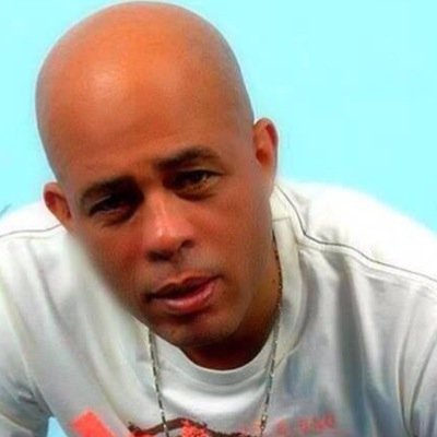 president_micky's profile picture. (PARODY ACCOUNT) Ex Président Du Compas,Maintenant Président De La République D'haïti #AyitiApVansé  ElmichëleMatala