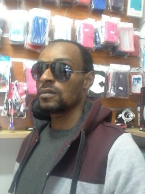Im from liege, Belgium lives in South Africa,I'm any IT development,Phone repairs#Android Center, 4 booking email## heva777.ki@gmail.com,  Whatsap +27 656054960