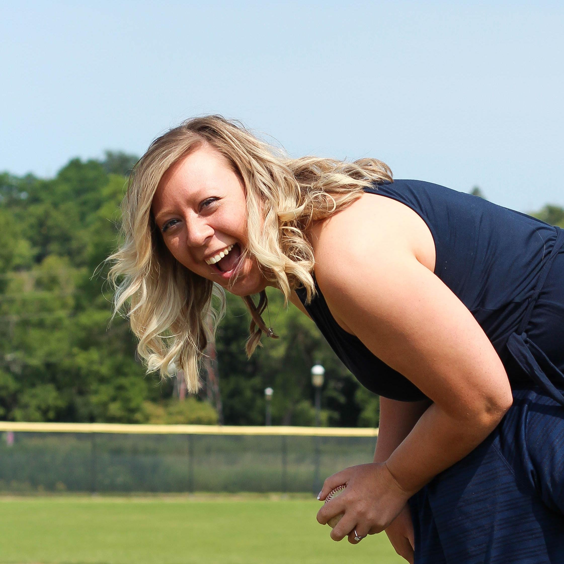 kaileyreas's profile picture. If you don't like football, Friends quotes, or cute babies, keep scrolling.