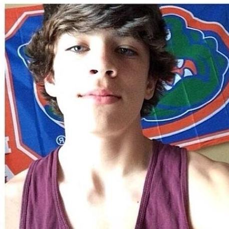 hayes grier is my bae.