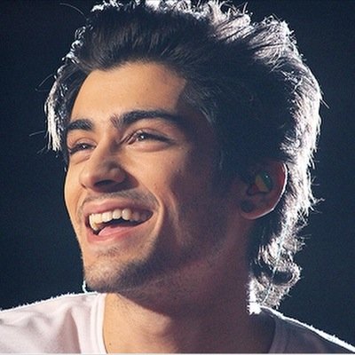 hiiii free follow from @zaynismyrtb follow i fback || calum ♡