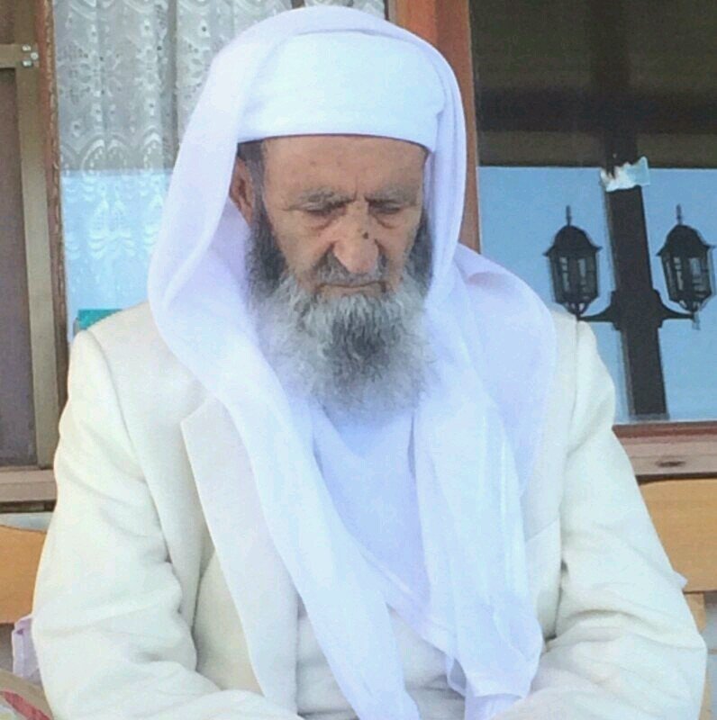 شرط دخول الجنة اﻹيمان، والطريق شرط لمن أراد أن يدخل في مقام العبودية لله عزوجل