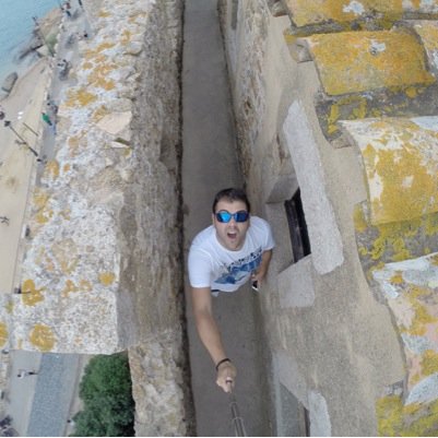 neocs86's profile picture. El genio se hace con un 1% de talento y un 99% de trabajo @coinstal