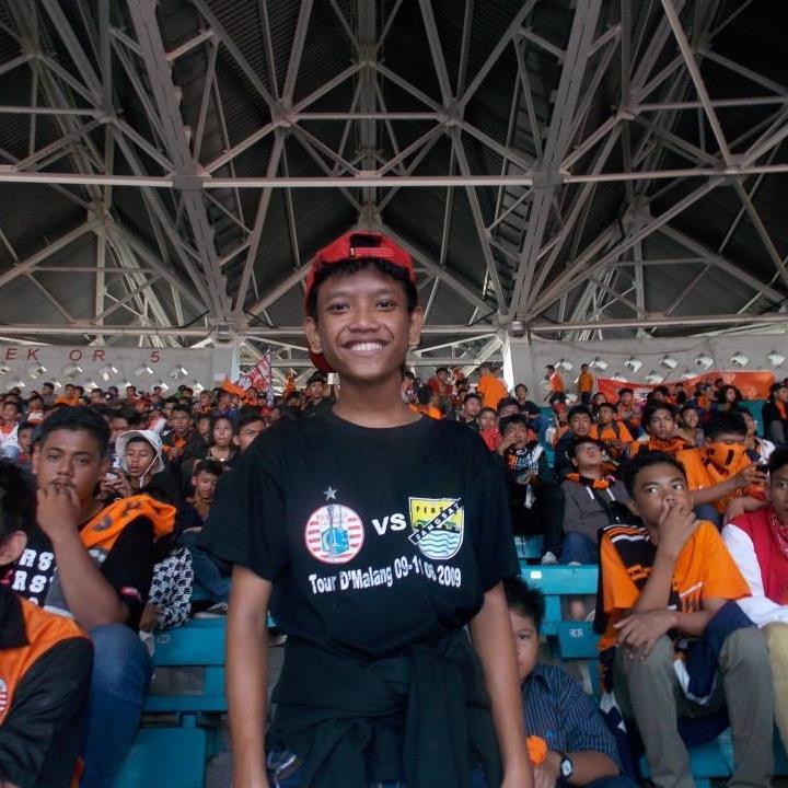 ♥24-10-1996♥SMP 54 JKT♥71♥https://t.co/ZYfG2SzqSO☺myfacebook