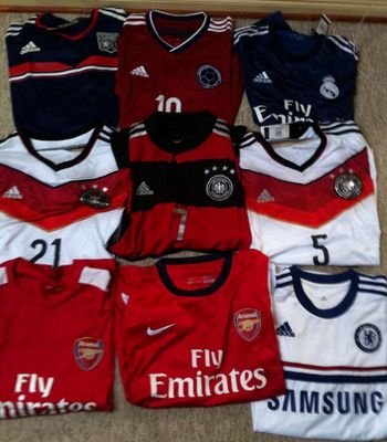 Se venden camisetas y gorras de muy buena calidad. Para mas inf: camisetamadrid@gmail.com // 659803756 (Whatsapp)