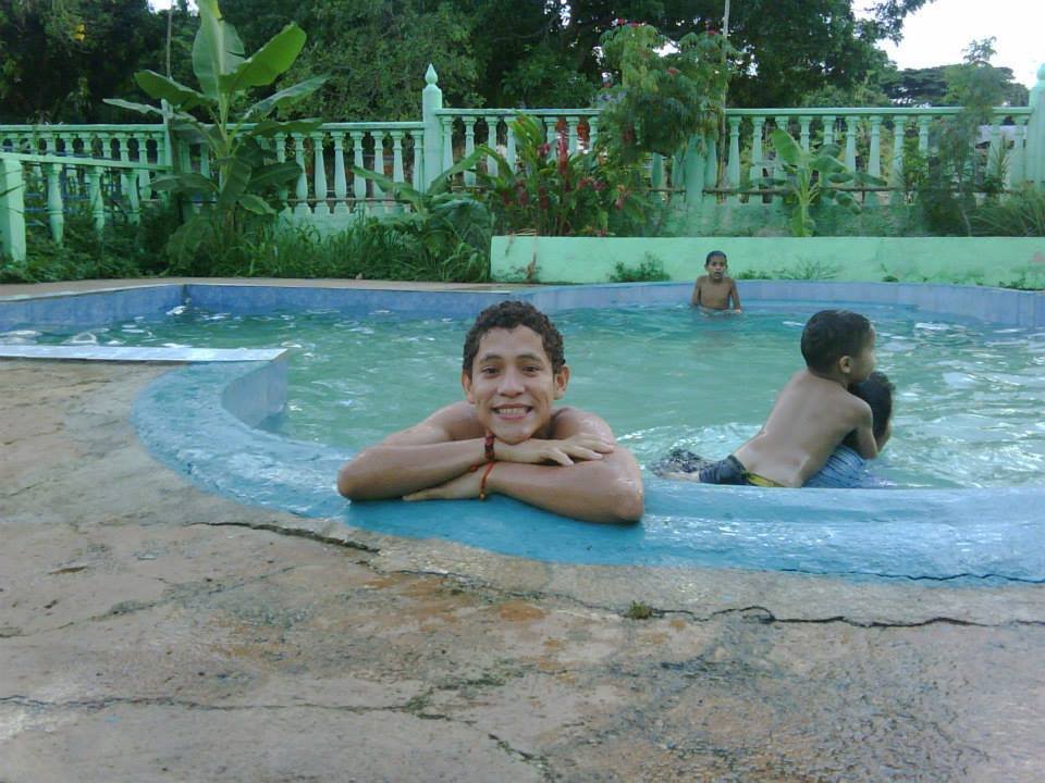 adrian12545's profile picture. ya falta pocos para mi cumpleaños y estoy feli grancias adios me brindara un año mas de vida