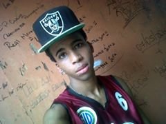 Las mujeres son el ser mas bonito que dios puso en el universo ;3
