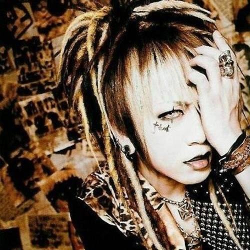 the GazettE - voz { Uruha es mio 13/08/14 ♥ }