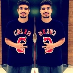 Por você tudo vale a pena! Estarei com você até o meu último suspiro! Te amo ídolo! ♥