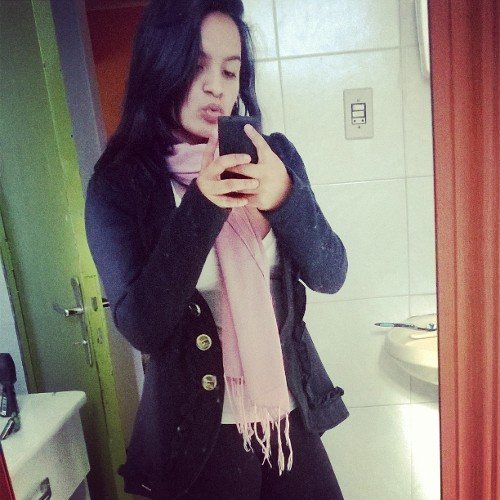 Colorada ousada ,e Filha de deus. http://t.co/yYQbJYeSlN