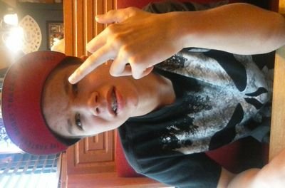 Ottumwa High School Student And listens to FFDP and Motley Crue And enjoy life plus San Diego Chargers Fan
