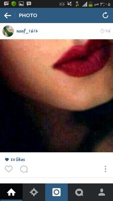 ‏‏فِ حكيہَ , فِ اسلوبہَ , ف ضحكتہَ أبد مَ تشبهونہَ ♡♡♡
