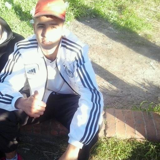 La mejor biografía o descripción sobre mi, es la que ustedes mismos puedan hacerse al conocerme... no te arrepentirás ♫ ♪